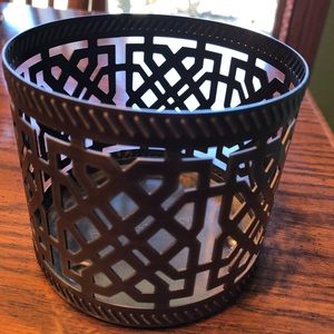Candle holder